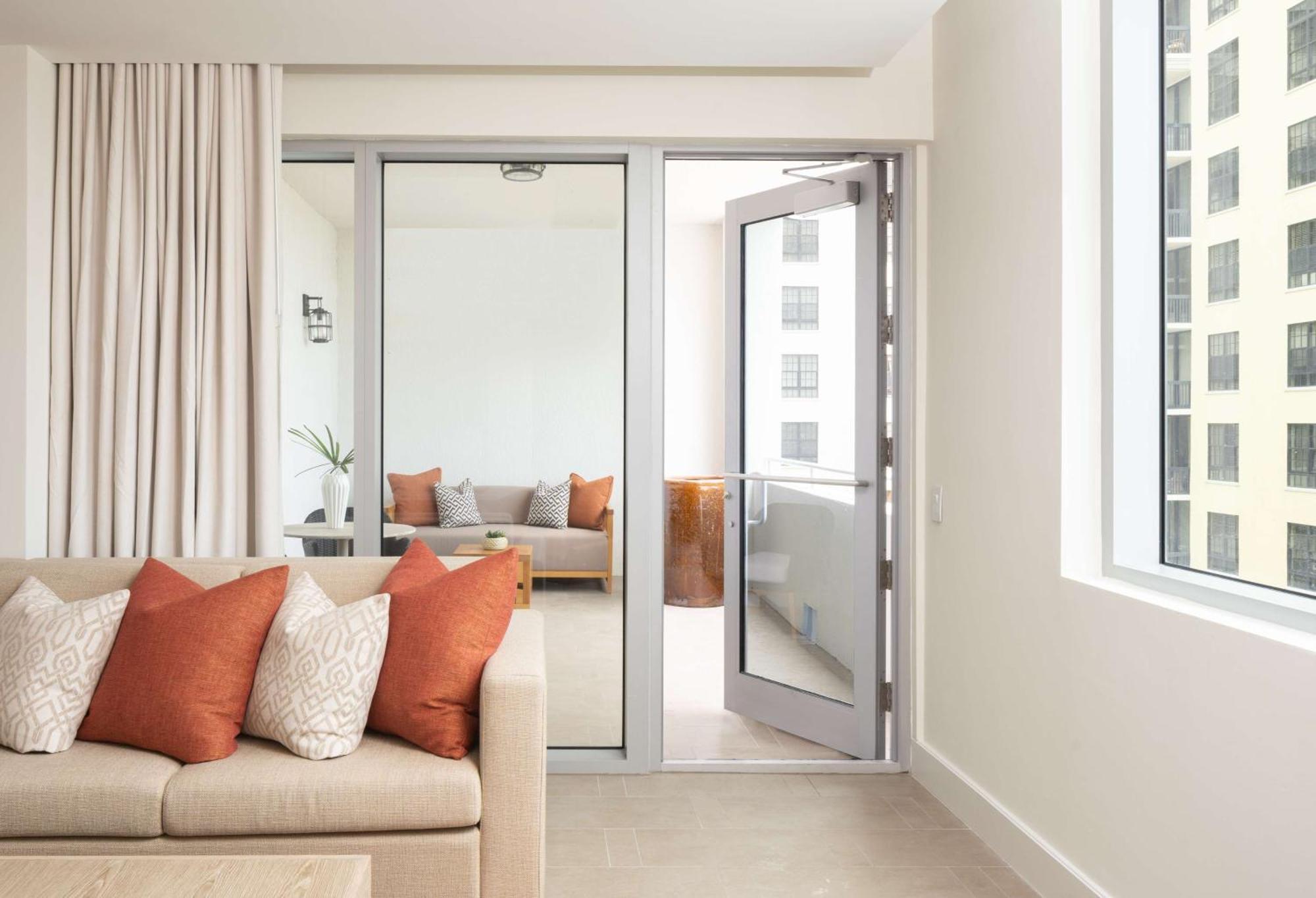 Canopy West Palm - Downtown Hotel 4*